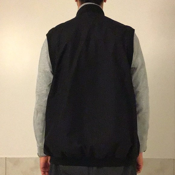 LACOSTE MEN’S BLACK ZIPPERED SPORT GOLF VEST size 56/7 - Picture 2 of 11